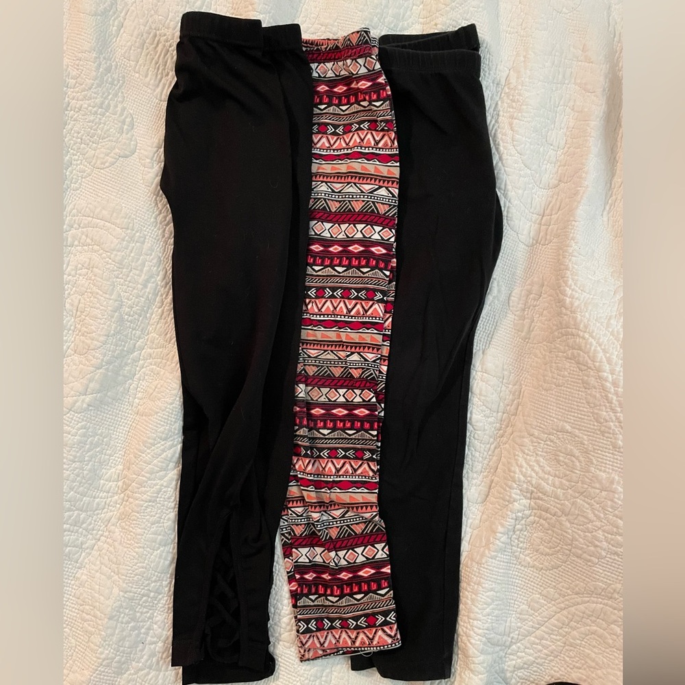 Lot of 3 girls leggings size 7/8